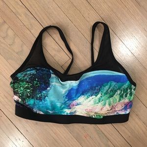Athleta bathing suit top